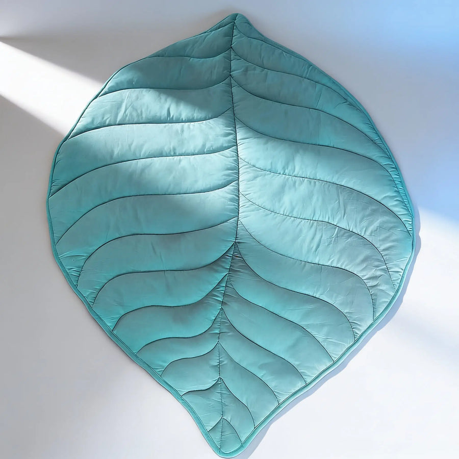 Blyio Leaf-Shaped Pet Resting Mat — product view 1